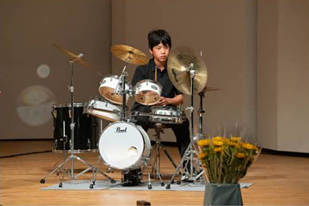 ドラム演奏